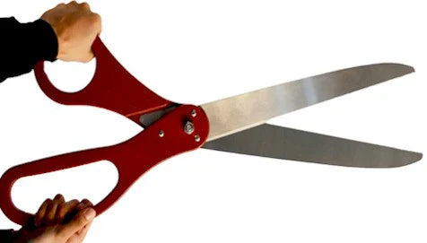 Giant Scissors: Where Function Meets Photo-worthy Fun