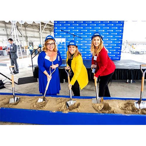 Chrome Plated Regular Ceremonial Shovels in Ground Breaking Ceremony Dirt or Sand Display Box