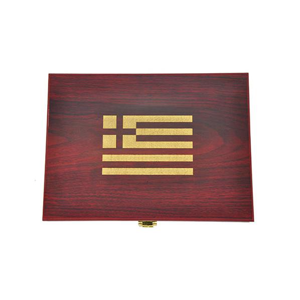 Customized Rosewood Ceremonial Shovel Display Box with Gold Fill