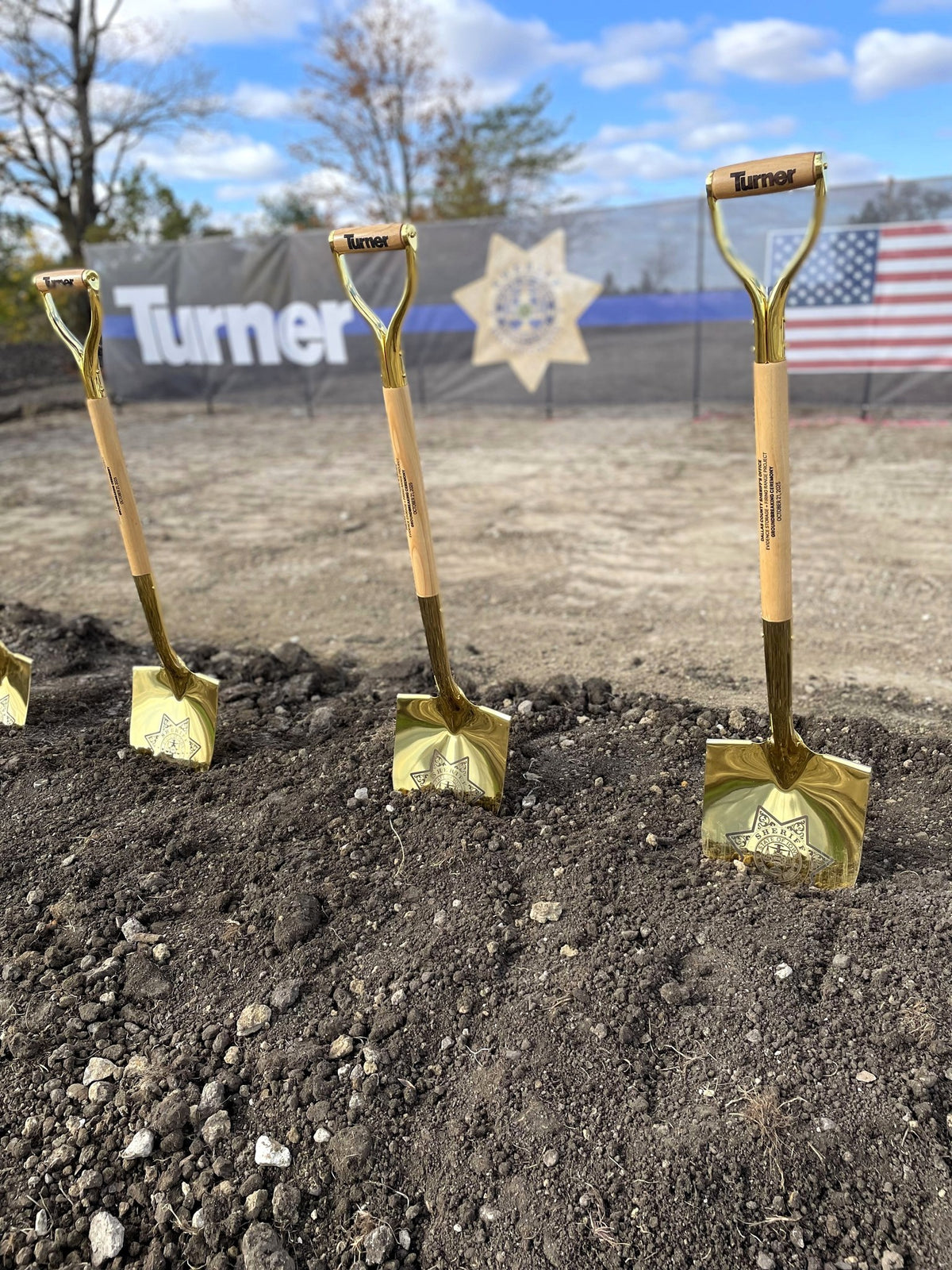 Show Stopping Gold Plated Flat Ceremonial Shovel