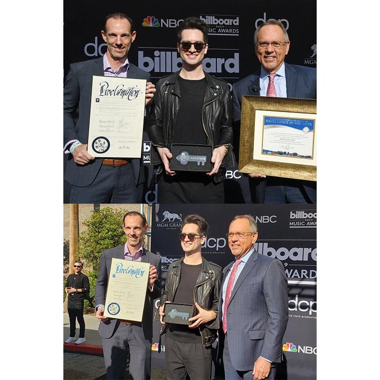 6 Inch Crystal Key Award