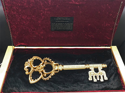 Custom Antique Ornate Resin Gold Key